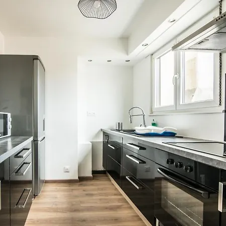 Lumineux - L'envol - Terrasse * ストラスブール