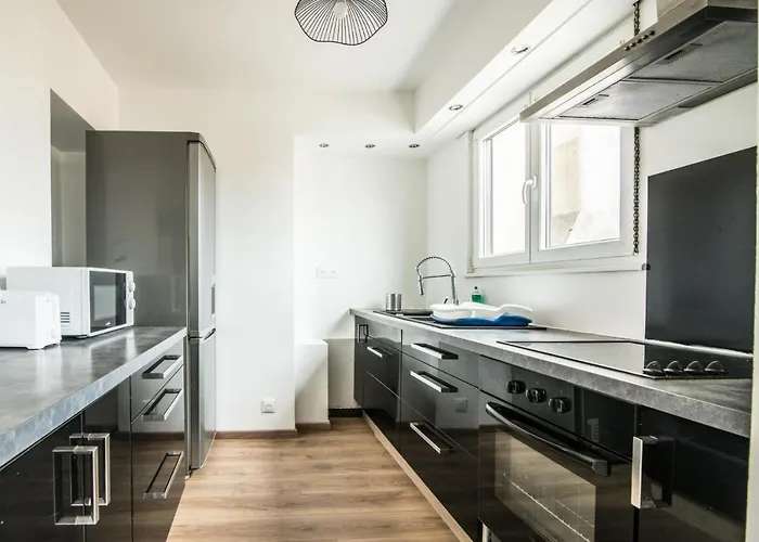 Lumineux - L'envol - Terrasse * Strasbourg